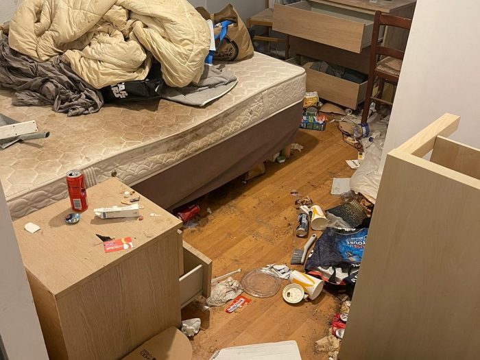 Chambre en état d'incurie avant nettoyage à Marseille - Solution Diogène